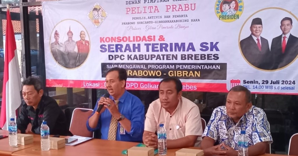 Dukung Program Prabowo, Ketua DPW Jateng Pelita Prabu Serahkan SK DPC&nbsp;Brebes